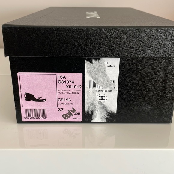 Authentic CC Chanel Black and White Loafers (RARE) - Picture 2 of 6